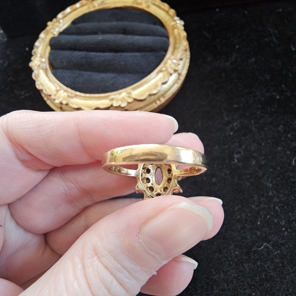 Vintage Ring Size 7 - Picture 5 of 6